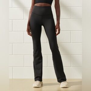 YPB sculptLUX Flare Legging Size L